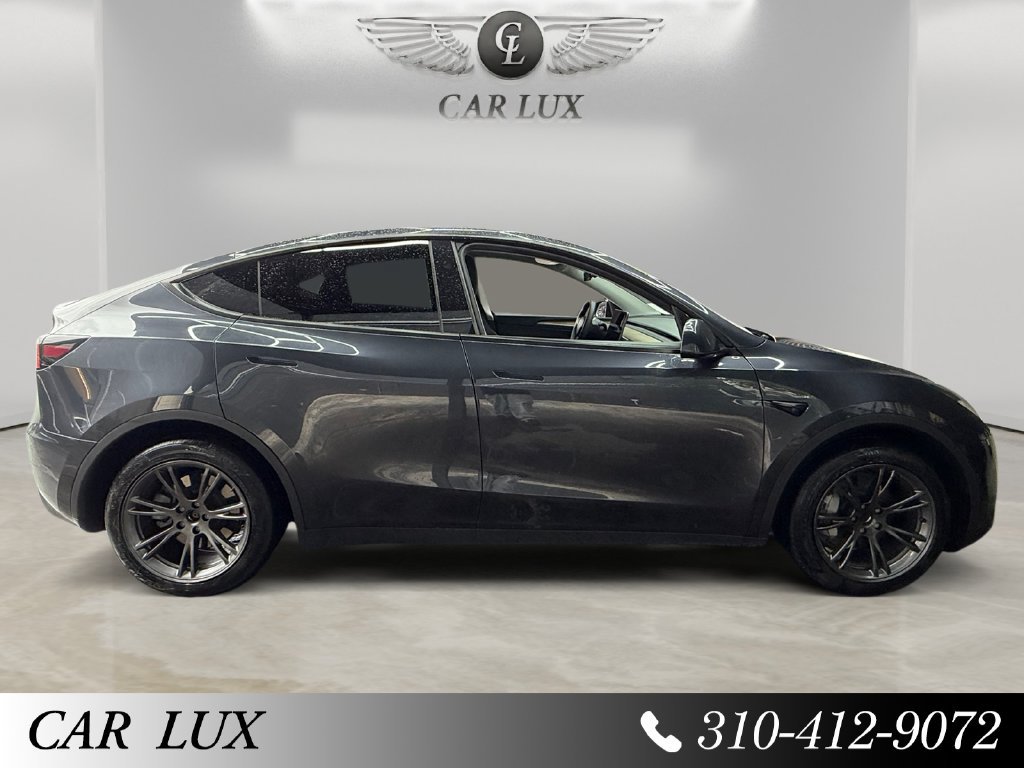 Used 2024 Tesla Model Y Long Range RWD image 6