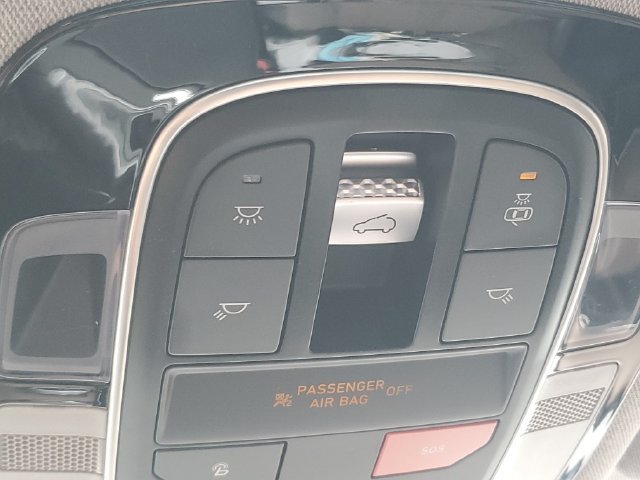 Used 2022 Hyundai Santa Fe Limited AWD/4WD image 31