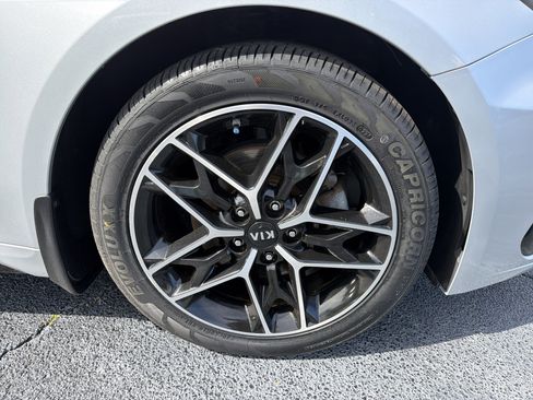 Used 2020 Kia Optima SE FWD image 10