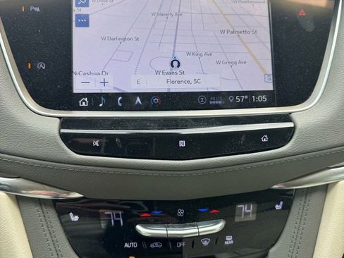 Certified 2020 Cadillac XT5 Premium Luxury w/ LPO, Floor Liner Package image 11