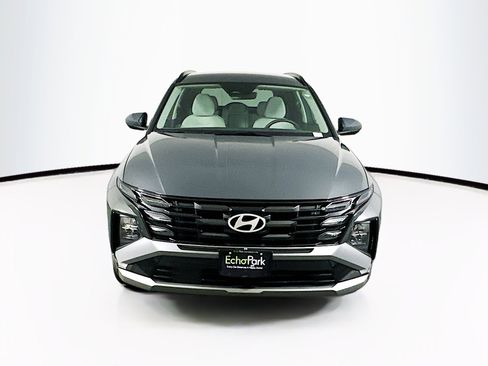 Used 2025 Hyundai Tucson SEL FWD image 2