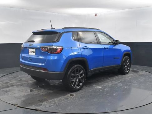 New 2026 Jeep Compass Latitude AWD/4WD image 9