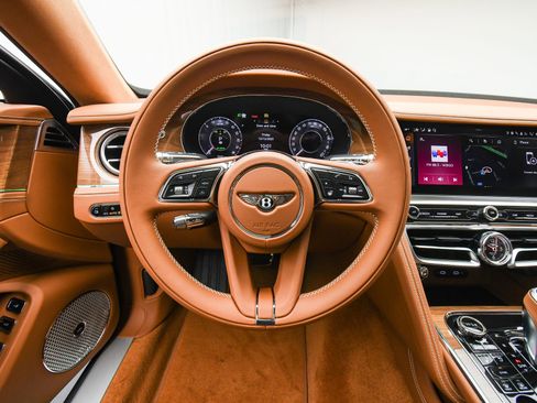 New 2026 Bentley Flying Spur Plug-In Hybrid image 15