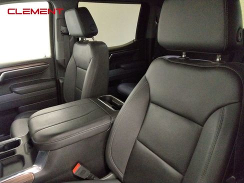 Used 2023 Chevrolet Silverado 1500 RST w/ Convenience Package II image 24