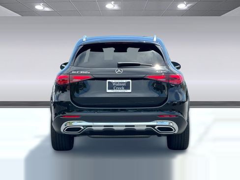 Used 2025 Mercedes-Benz GLC 350e 4MATIC image 10