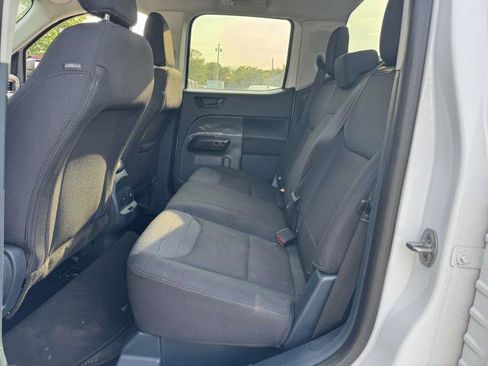 Used 2022 Ford Maverick XL image 8