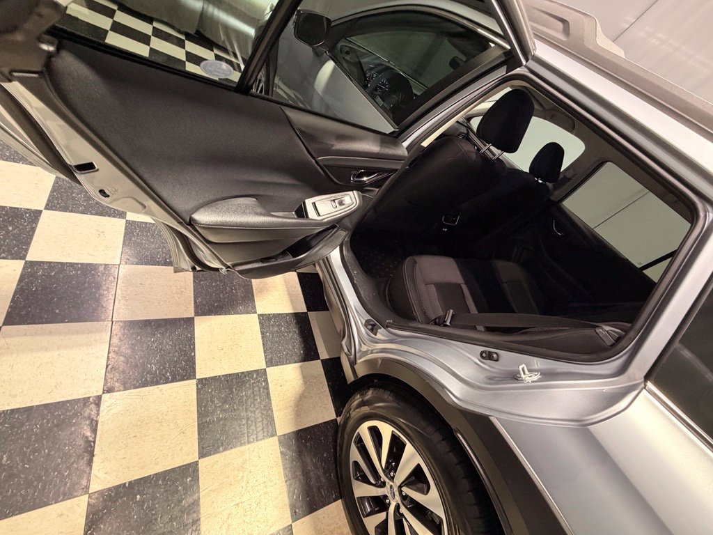 Certified 2024 Subaru Outback Premium AWD/4WD image 9