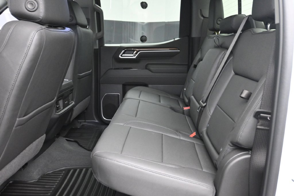 New 2026 Chevrolet Silverado 1500 RST w/ Convenience Package II AWD/4WD image 12