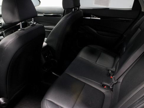 Used 2024 Kia Seltos EX AWD/4WD image 23
