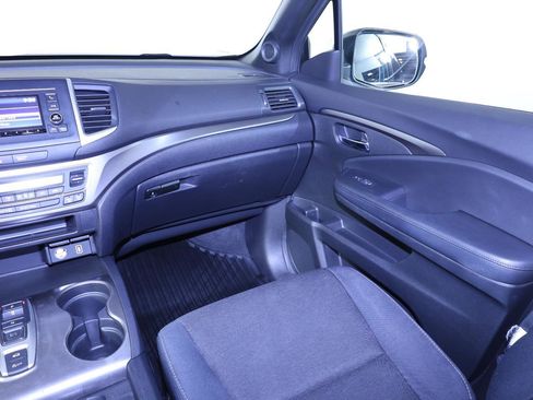 Used 2019 Honda Passport Sport image 11