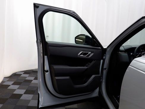 New 2026 Land Rover Range Rover Velar Dynamic SE AWD/4WD image 6