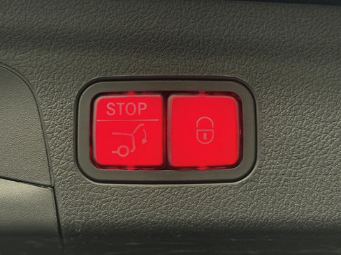 Certified 2021 Mercedes-Benz GLE 350 4MATIC image 16