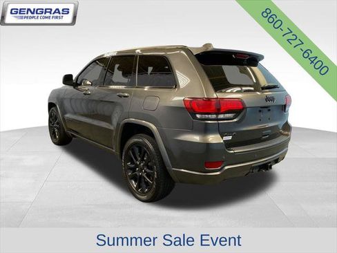 Certified 2021 Jeep Grand Cherokee Laredo X AWD/4WD image 4