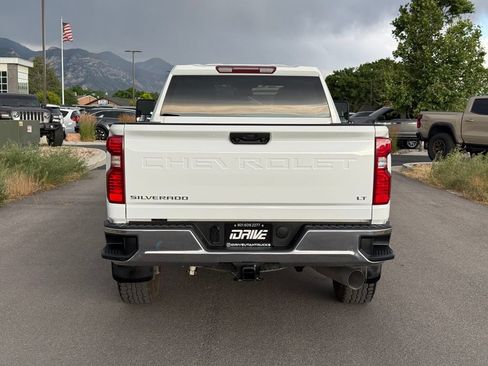 Used 2024 Chevrolet Silverado 2500 LT w/ Convenience Package AWD/4WD image 11