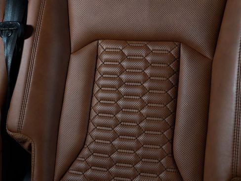 Used 2020 Lamborghini Urus image 17