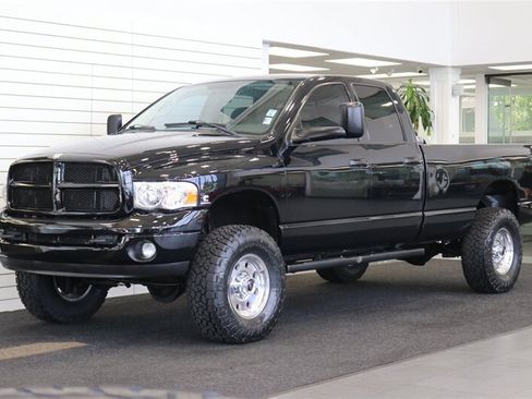 Used 2004 Dodge Ram 2500 Truck SLT w/ Trailer Tow Group AWD/4WD image 3