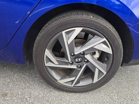 Used 2025 Hyundai Elantra Sport image 7