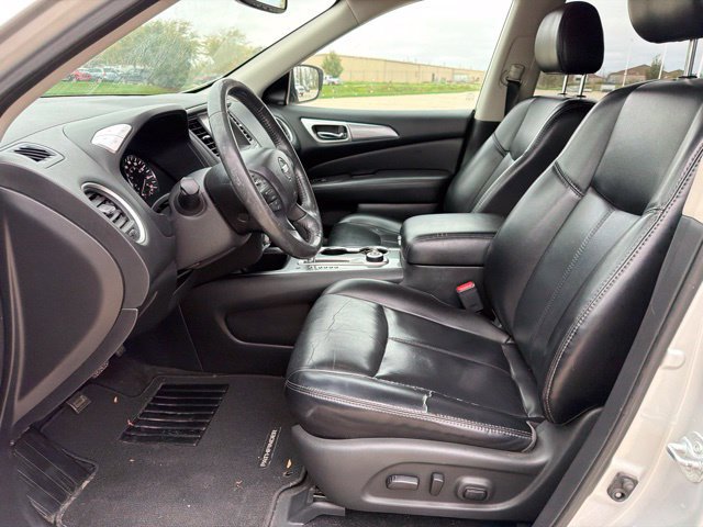 Used 2017 Nissan Pathfinder SL AWD/4WD image 19
