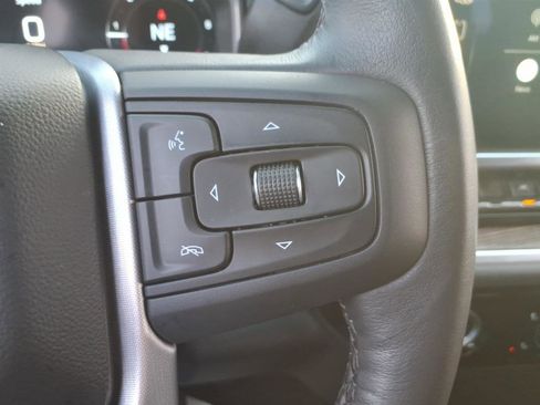 Used 2022 GMC Sierra 1500 SLE image 22