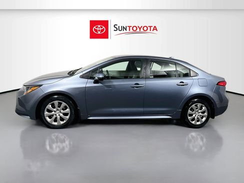 Used 2025 Toyota Corolla LE FWD image 7