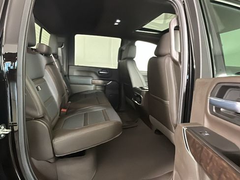 Used 2020 GMC Sierra 3500 Denali w/ Denali Ultimate Package AWD/4WD image 34
