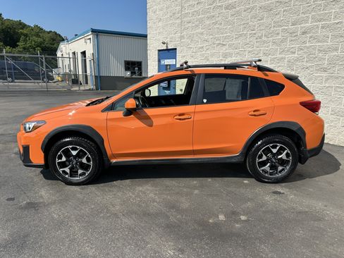 Used 2019 Subaru Crosstrek 2.0i Premium w/ Popular Package #2 AWD/4WD image 4