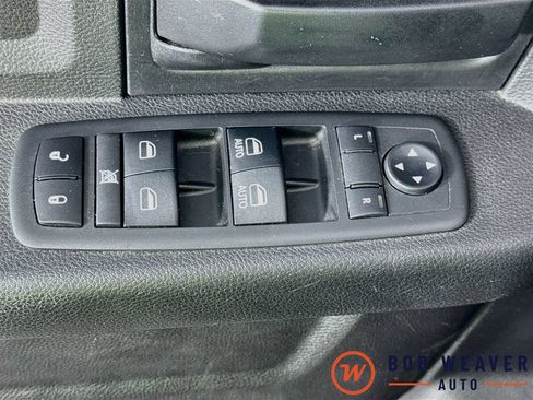 Used 2018 RAM 2500 Tradesman w/ Chrome Appearance Group AWD/4WD image 23
