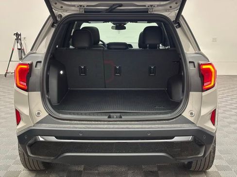 New 2026 GMC Terrain Elevation w/ Elevation Premium Package image 10