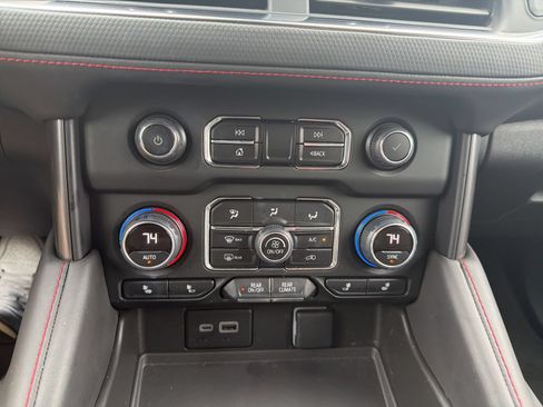 Used 2023 Chevrolet Tahoe RST w/ Luxury Package AWD/4WD image 15