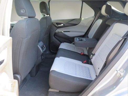 Used 2024 Chevrolet Equinox LS w/ LS Convenience Package FWD image 23