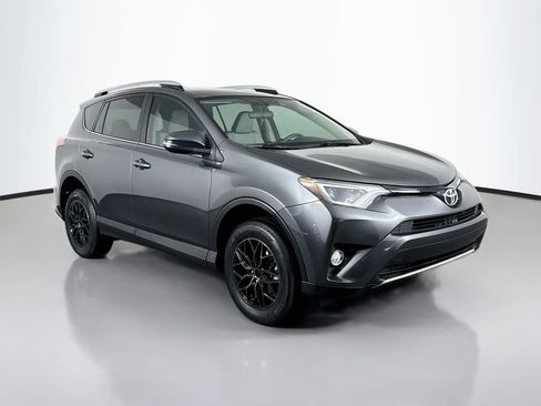 Used 2016 Toyota RAV4 XLE AWD/4WD image 3