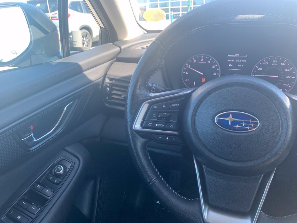 Used 2024 Subaru Outback Premium AWD/4WD image 9