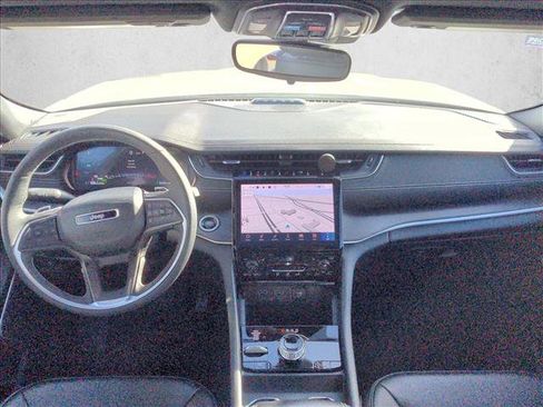 Used 2024 Jeep Grand Cherokee Limited 4xe image 18