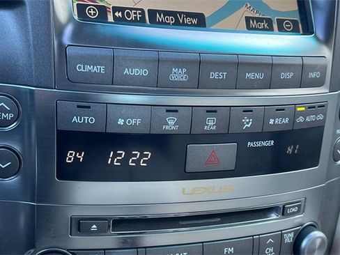 Used 2009 Lexus LX 570 4WD image 25