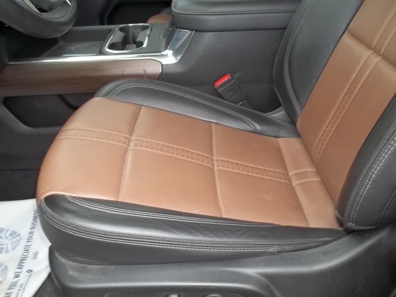 Used 2024 Chevrolet Silverado 2500 High Country w/ High Country Premium Package AWD/4WD image 9