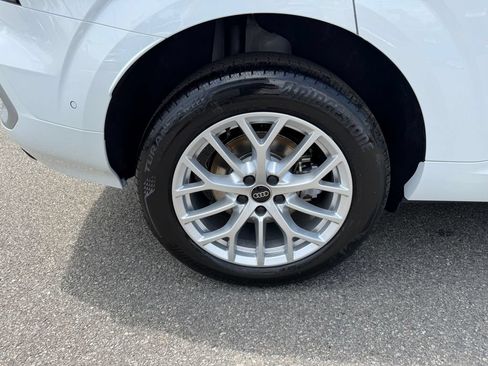 New 2026 Audi Q3 quattro 2.0T AWD/4WD image 10