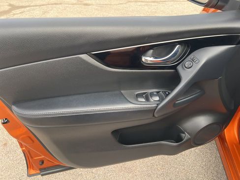 Used 2020 Nissan Rogue Sport SV w/ All-Weather Package image 7