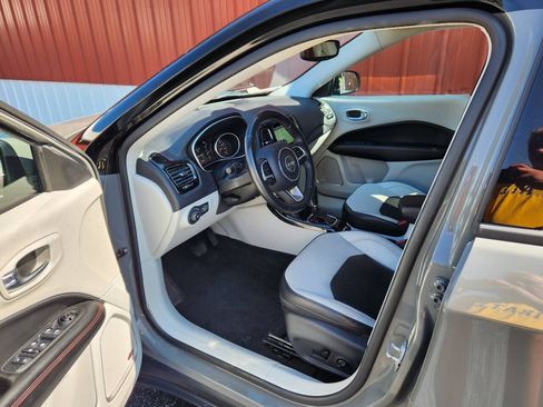Used 2019 Jeep Compass Limited w/ Safety & Security Group AWD/4WD image 22