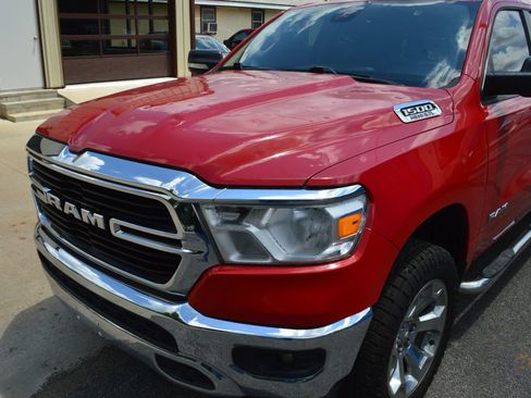 Used 2020 RAM 1500 Big Horn AWD/4WD image 3