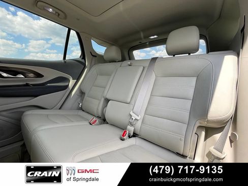 Used 2024 GMC Terrain Denali w/ Black Diamond Edition AWD/4WD image 25