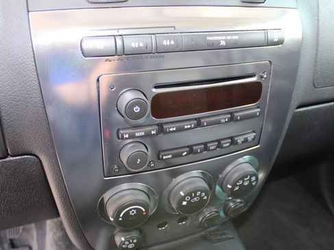 Used 2007 HUMMER H3 AWD/4WD image 15