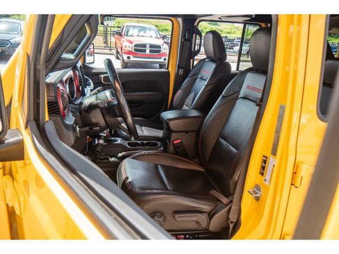 Used 2021 Jeep Wrangler Unlimited Rubicon w/ Dual Top Group AWD/4WD image 9