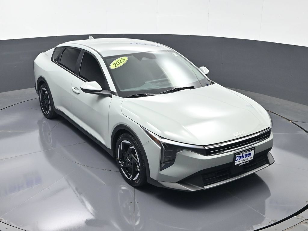 Certified 2025 Kia K4 EX FWD image 43