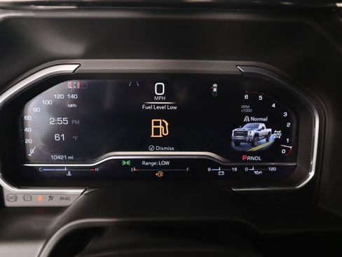 Used 2024 GMC Sierra 2500 AT4 w/ Technology Package image 4