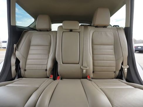 Used 2017 Ford Escape Titanium image 32