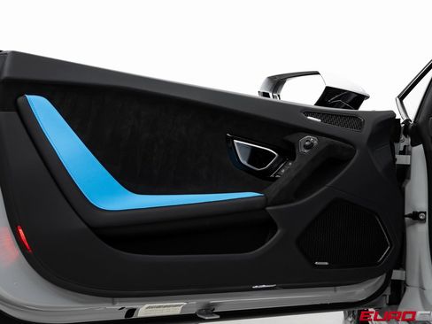 Used 2023 Lamborghini Huracan Tecnica image 25