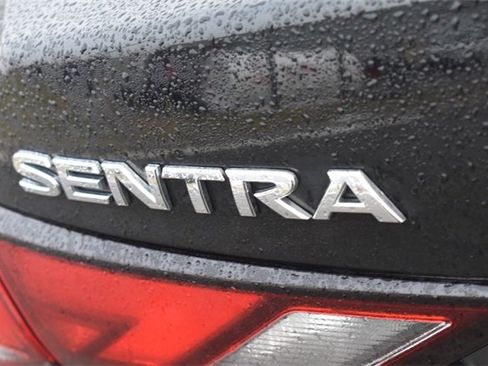 Used 2025 Nissan Sentra S image 14