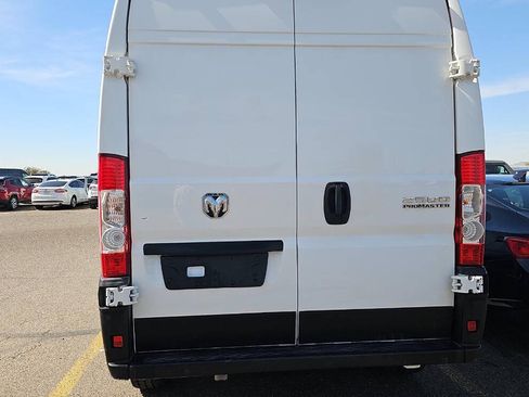 Used 2026 RAM ProMaster 2500 w/ Convenience Group FWD image 3