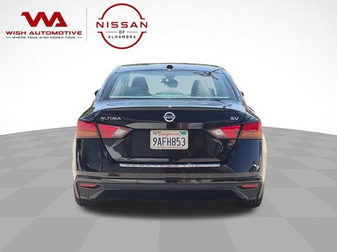Certified 2022 Nissan Altima 2.5 SV FWD image 6