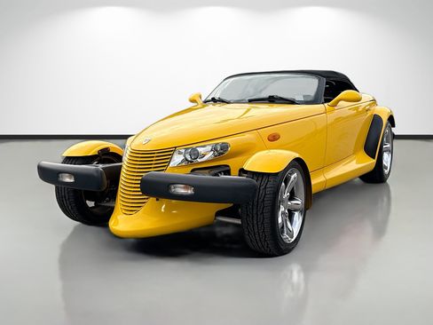 Used 2002 Chrysler Prowler RWD image 7